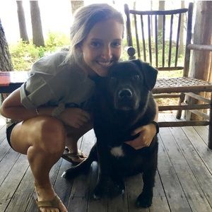 Meet your Posher, Betdy